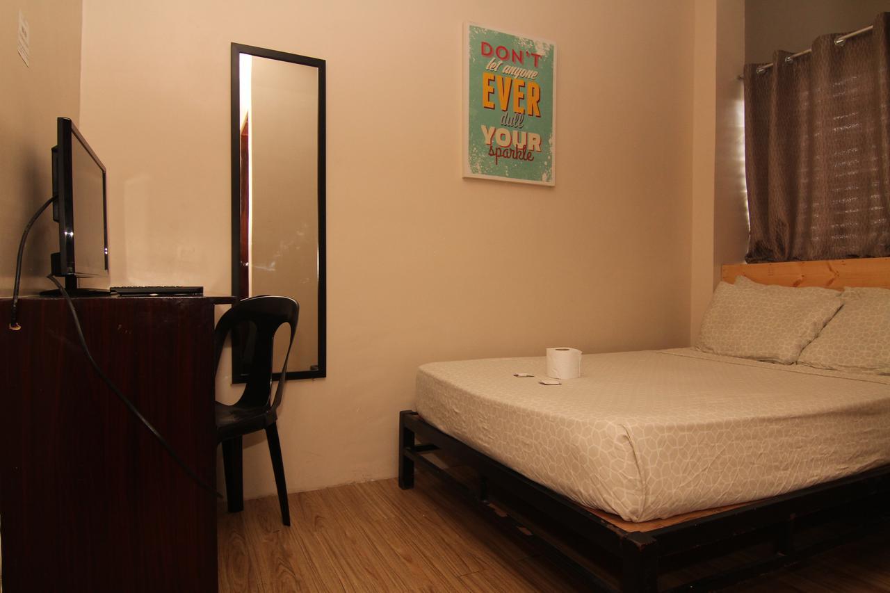 อลิเรีย เบด แอนด์ เบรคฟาสต์ Hostel ตักบีลารัน ซิตี ภายนอก รูปภาพ